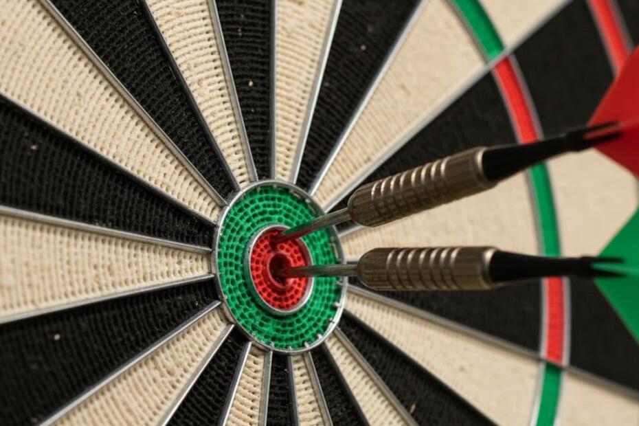 Tikanheitto ja sen viralliset säännöt sekä parhaat tekniikat osumatarkkuuden parantamiseen